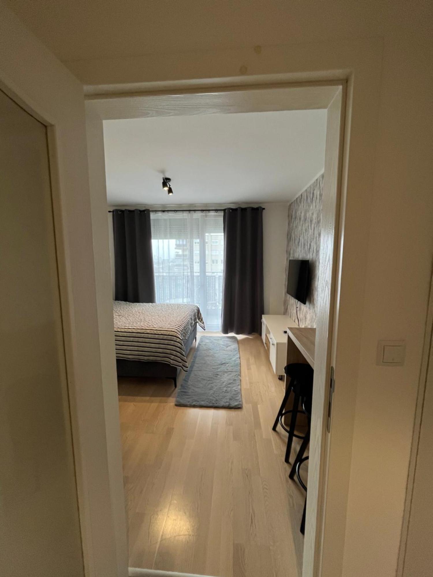 Apartment Una ซาราเยโว ภายนอก รูปภาพ